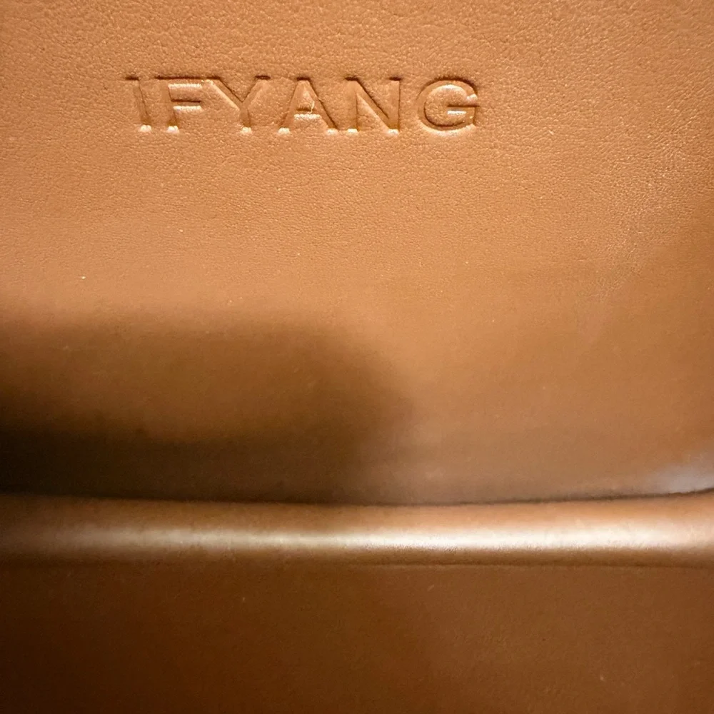Elegant Brown Leather Bag